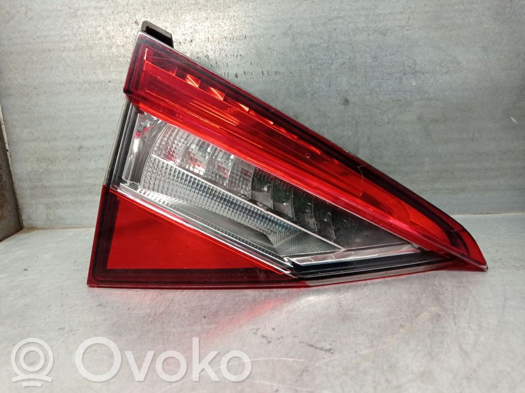 Skoda Superb B8 (3V) Takavalot 