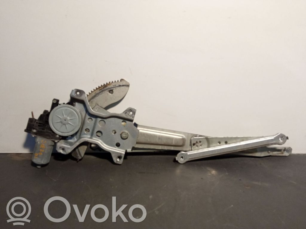 Manualny podnośnik szyby drzwi przednich   8353063J00,2621003390DENSO