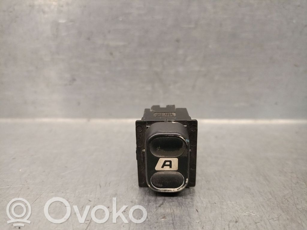 Citroen Berlingo Electric window control switch 