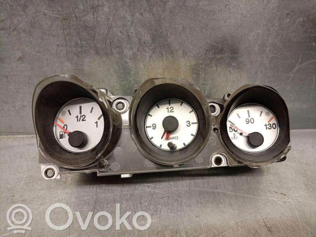 Alfa Romeo 156 Nopeusmittari (mittaristo) 