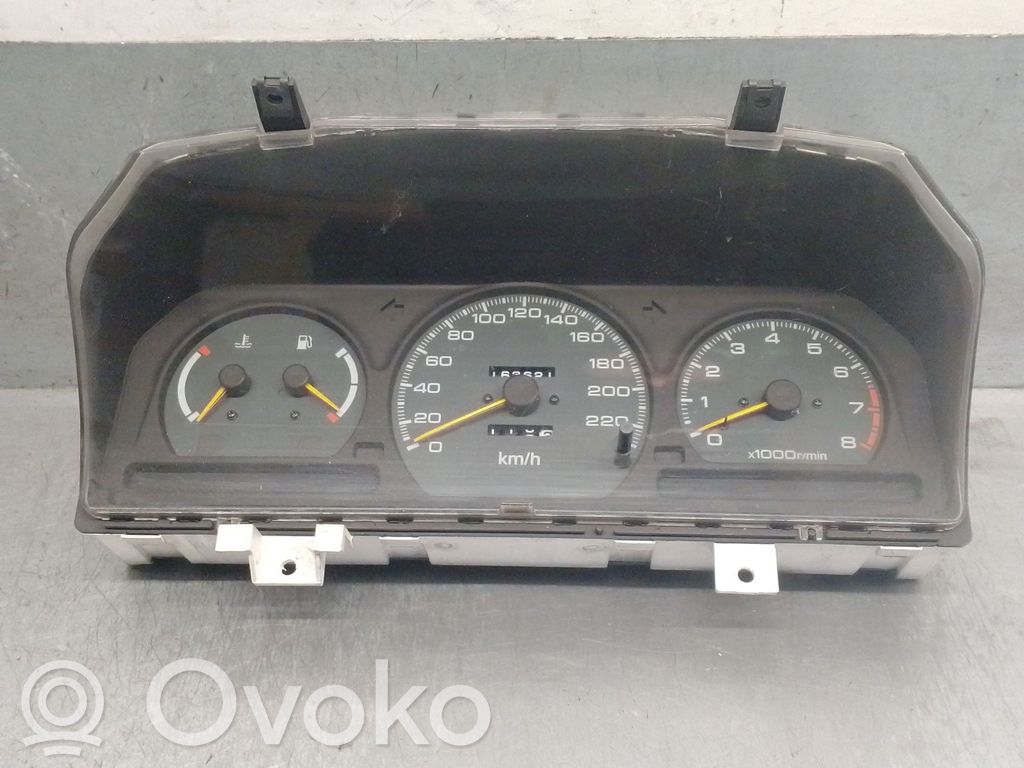 Mitsubishi Space Wagon Speedometer (instrument cluster) 