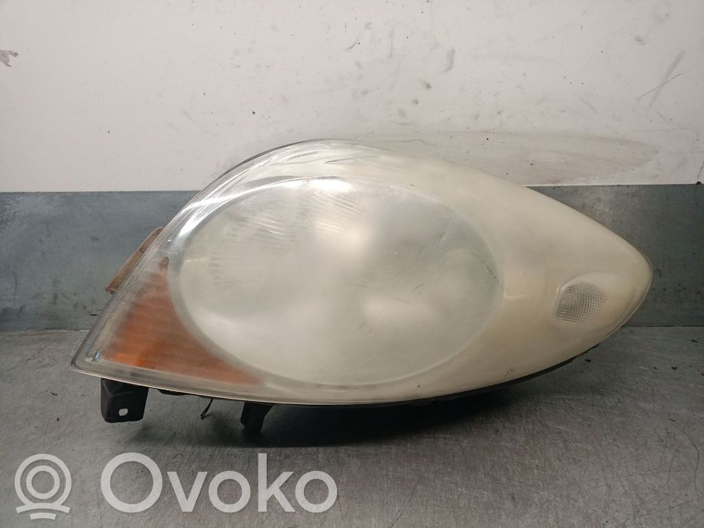 Nissan Note (E11) Headlight/headlamp 