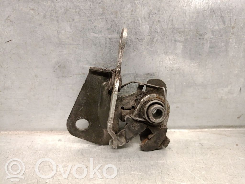 Citroen C2 Tie down hook / loop 