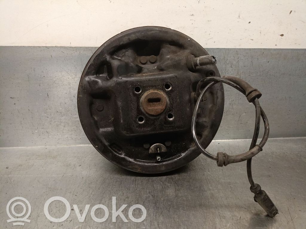 Nissan Micra Braț cu fuzetă spate