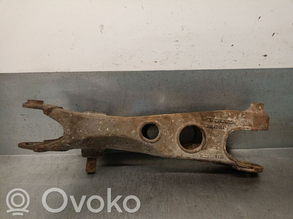 Volvo XC70 Querlenker hinten 