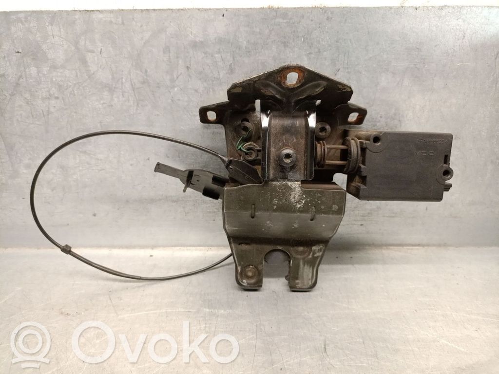 BMW 5 E39 Tailgate lock latch 