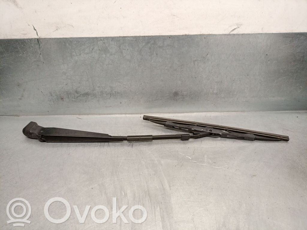 BMW 5 E39 Wischerarm Heckscheibe 