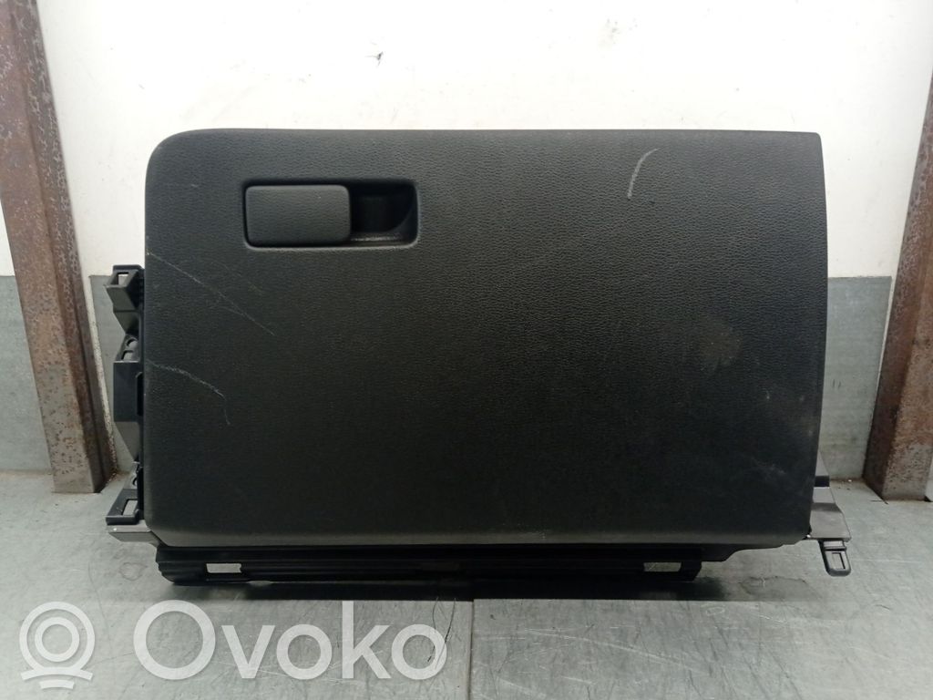KIA Xceed Handschuhfach 