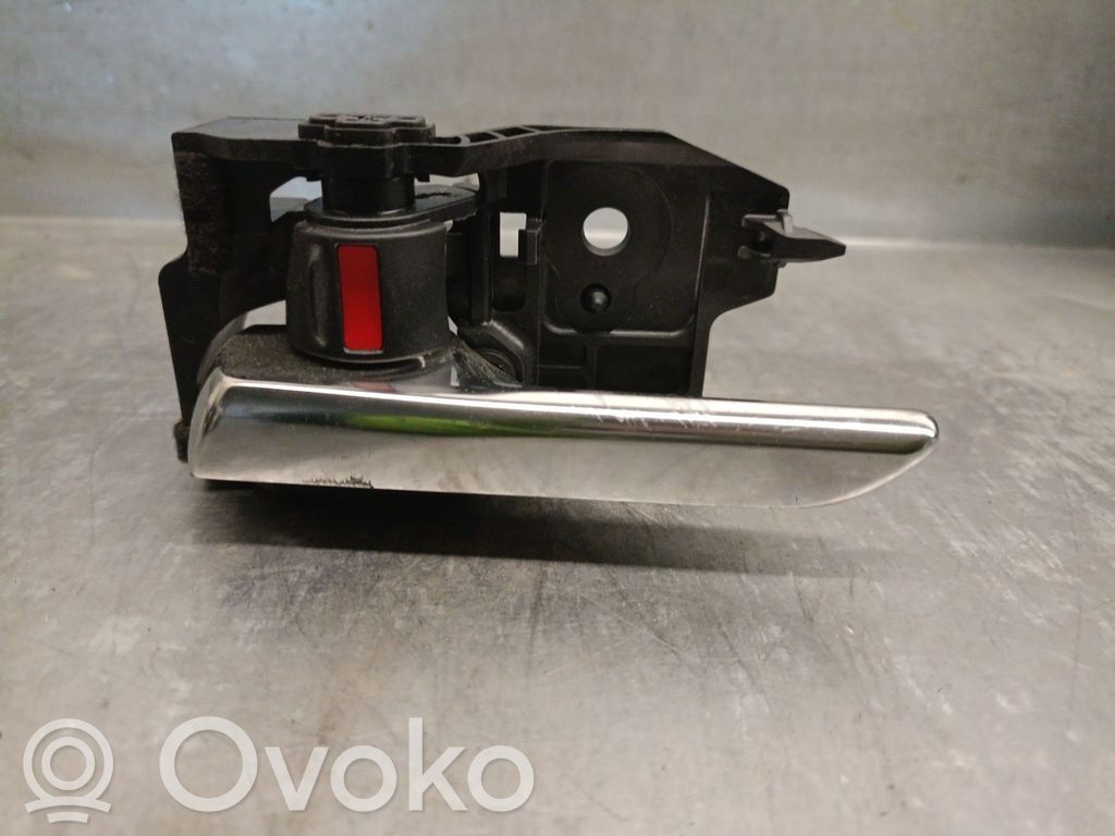 Mazda CX-30 Front door interior handle 