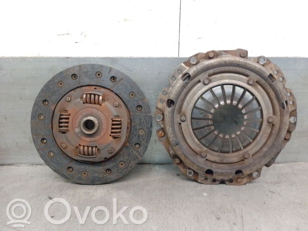 Opel Corsa C Juego de embrague 