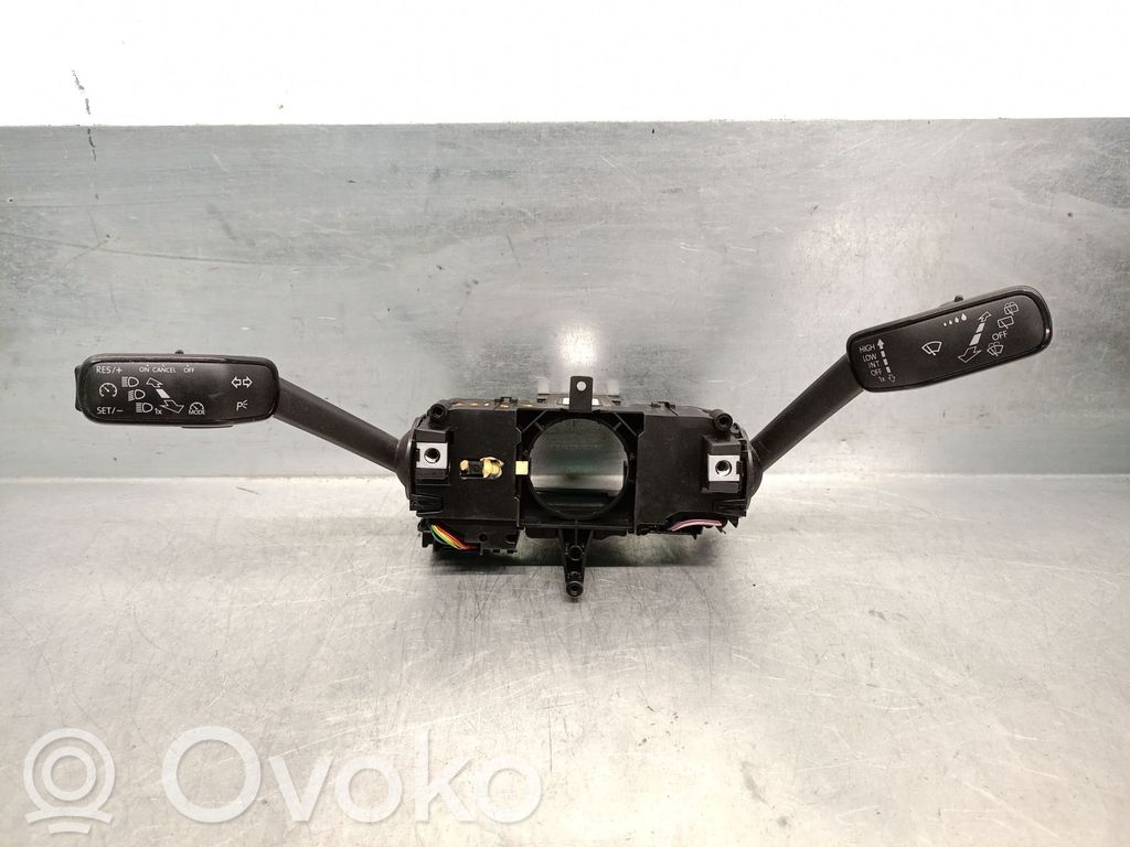 Seat Ibiza V (KJ) Interruptor de control del panel de luces 