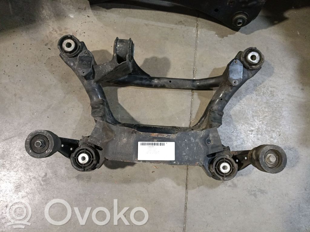 BMW X3 E83 Galinis tiltas su reduktoriumi 