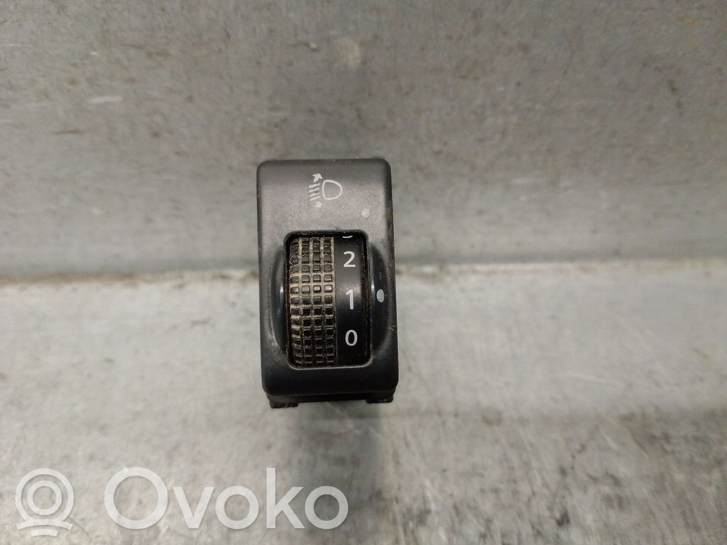 Nissan NV200 Interruptor de control del panel de luces 