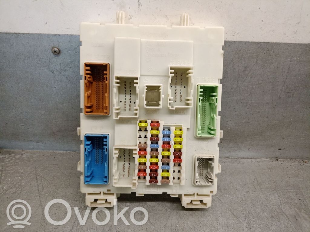 Ford C-MAX II Fuse box set 