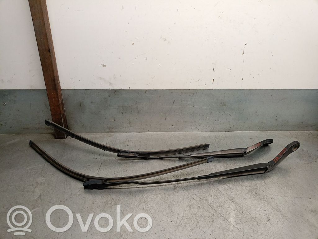 Ford C-MAX II Wischerarm vorne 