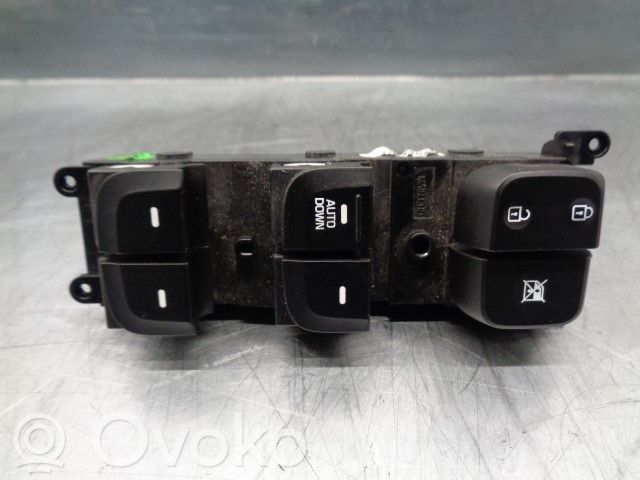 Hyundai i10 Electric window control switch 
