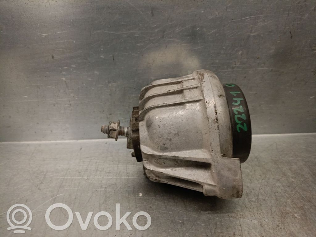 BMW 1 E81 E87 Engine mount bracket 