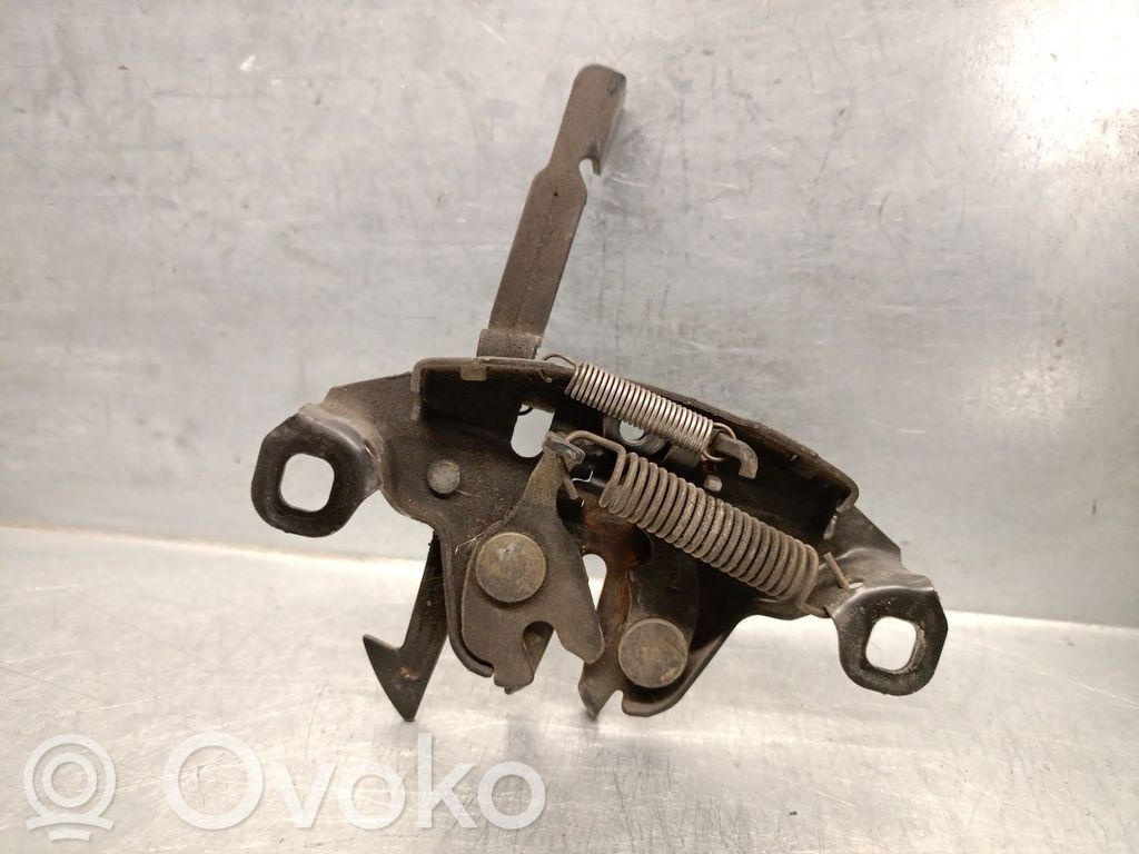 Nissan Micra Tie down hook / loop 