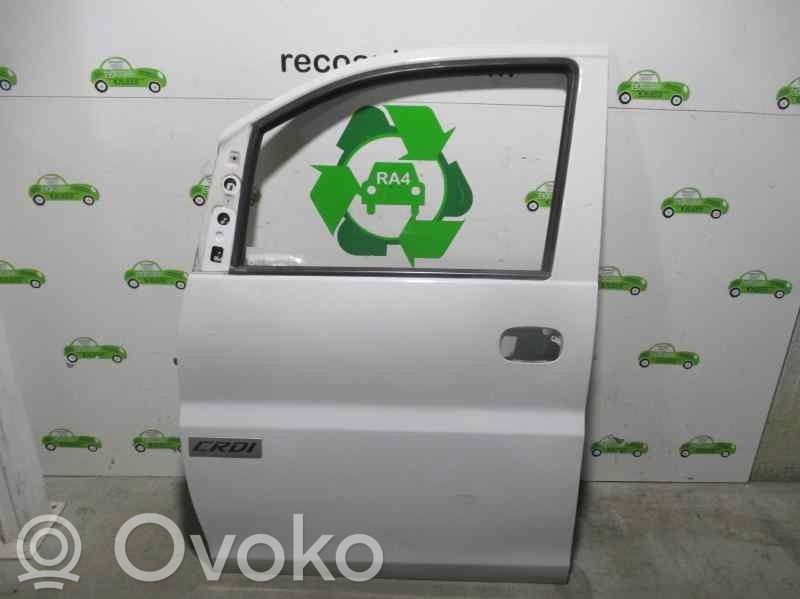 Hyundai H-1, Starex, Satellite Porte avant
