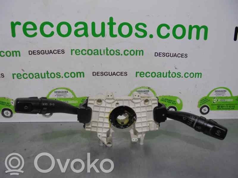 Hyundai H-1, Starex, Satellite Interruptor de control del panel de luces 
