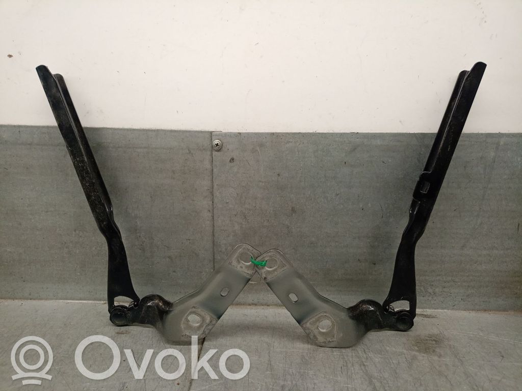 Seat Leon IV Dzinēja pārsega eņģe (-es) 