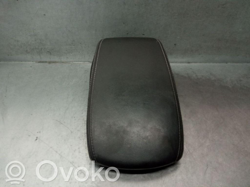 Citroen DS5 Armrest 