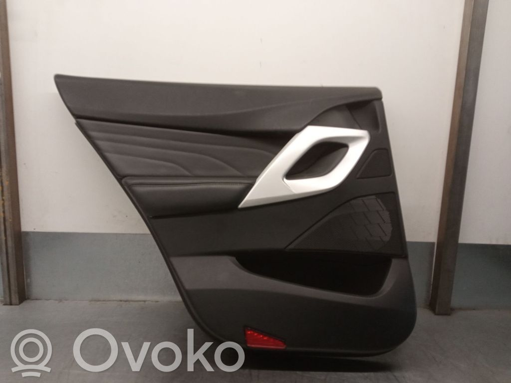 Citroen DS5 Apšuvums aizmugurējām durvīm 