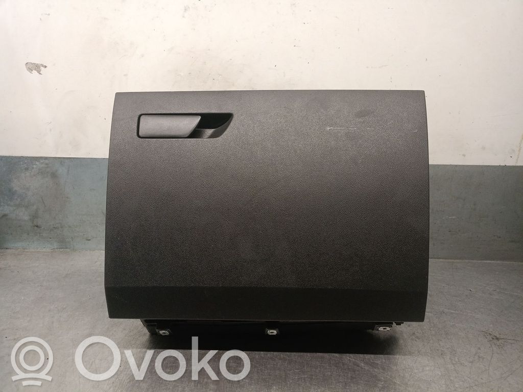 Seat Leon (5F) Guantera 