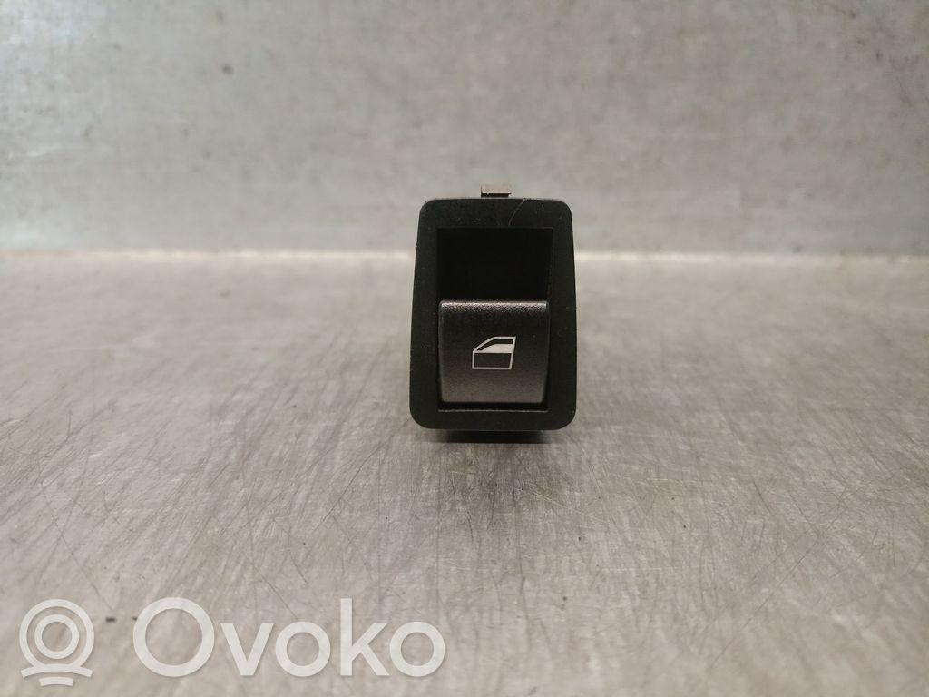 Electric window control switch   6902174,6902174