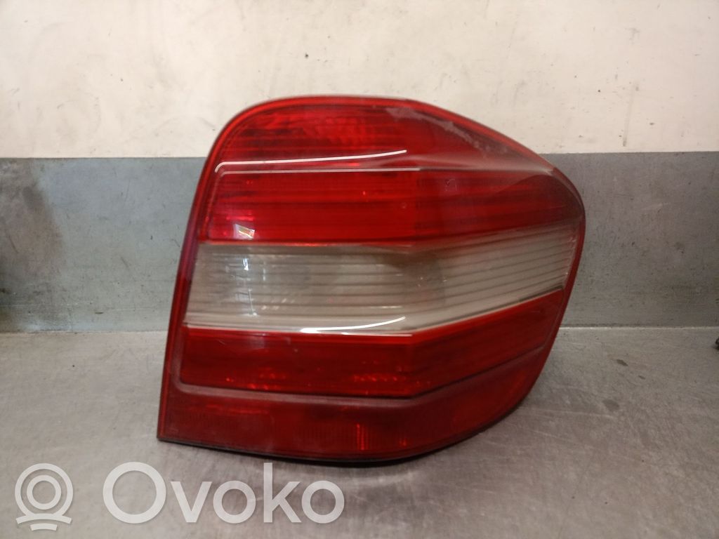 Mercedes-Benz ML W164 Lampa tylna 