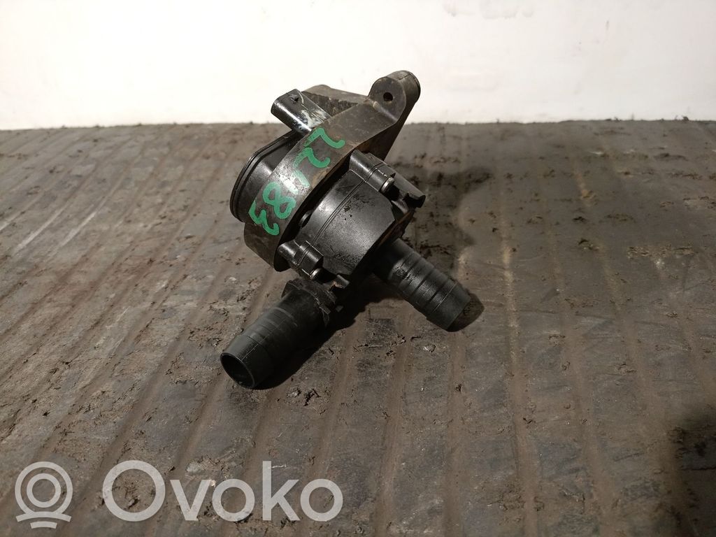 Ford Kuga III Vesipumppu 