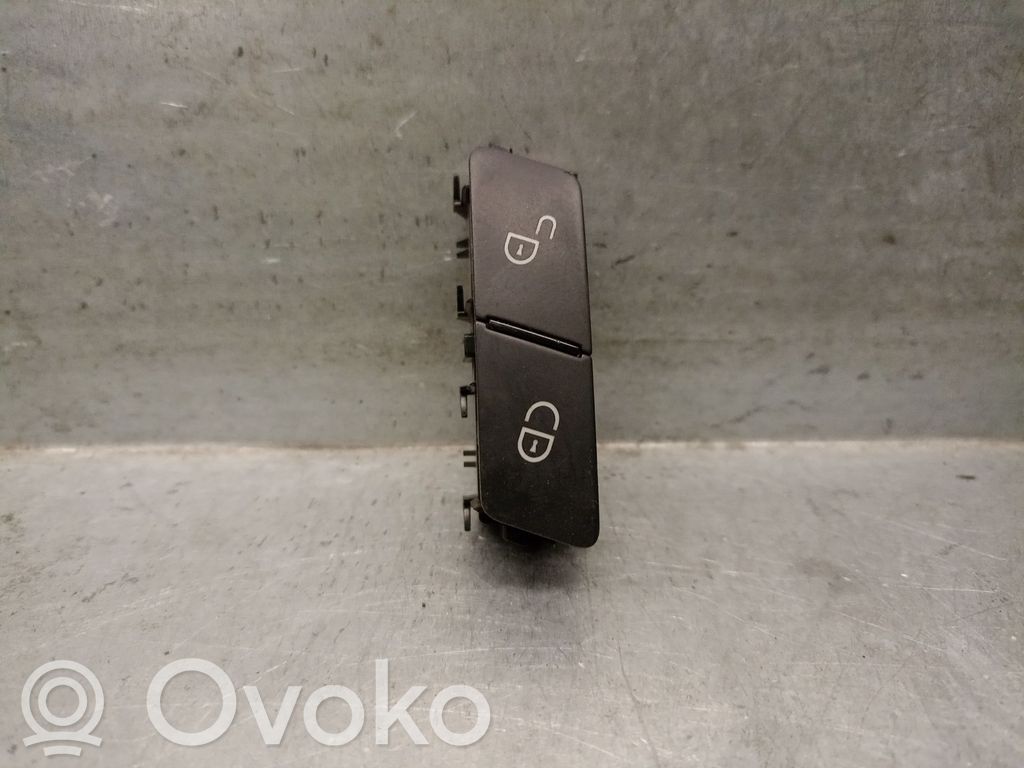 Mercedes-Benz A W176 Interruptor de control multifunción 