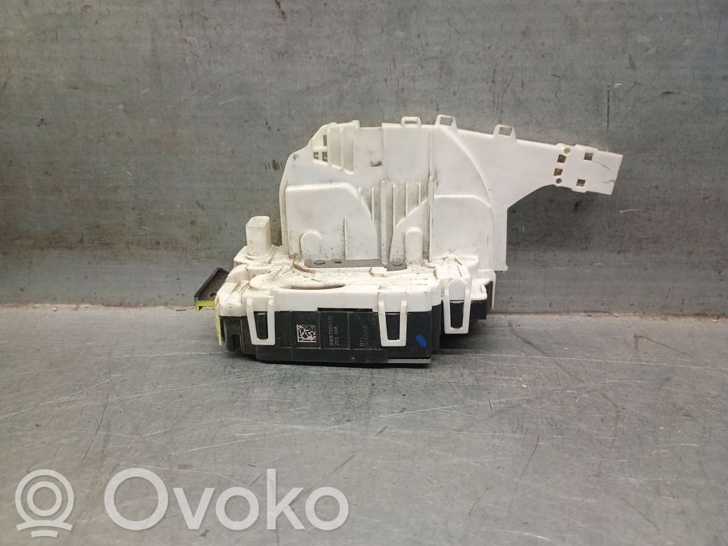 Volkswagen Crafter Zamek drzwi przednich 