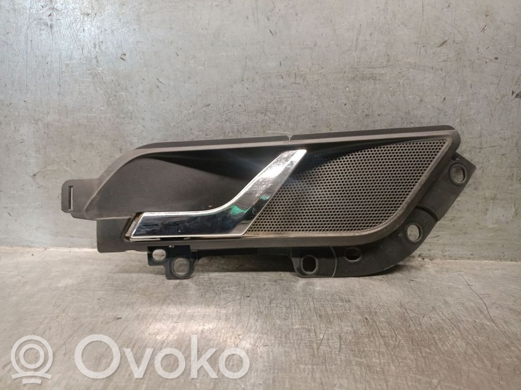 Skoda Rapid (NH) Manecilla interna puerta trasera 