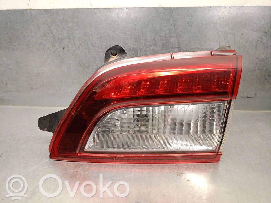 Subaru Outback (BS) Feux arrière / postérieurs