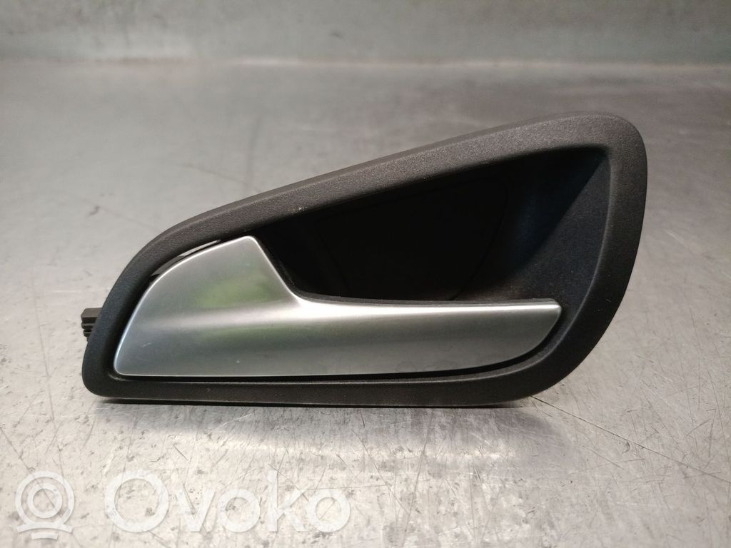 Ford Focus Manecilla interna puerta trasera 