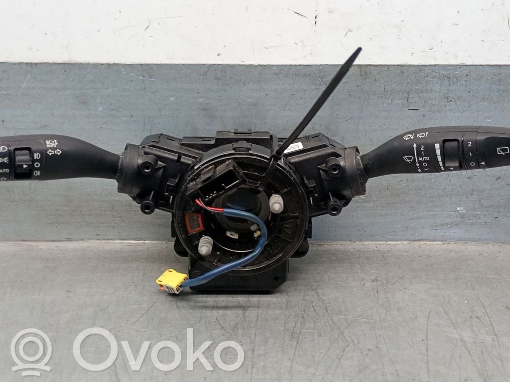 KIA Niro Interruptor de control del panel de luces 