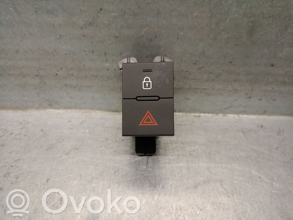 Hyundai i20 (BC3 BI3) Botón interruptor de luz de peligro 