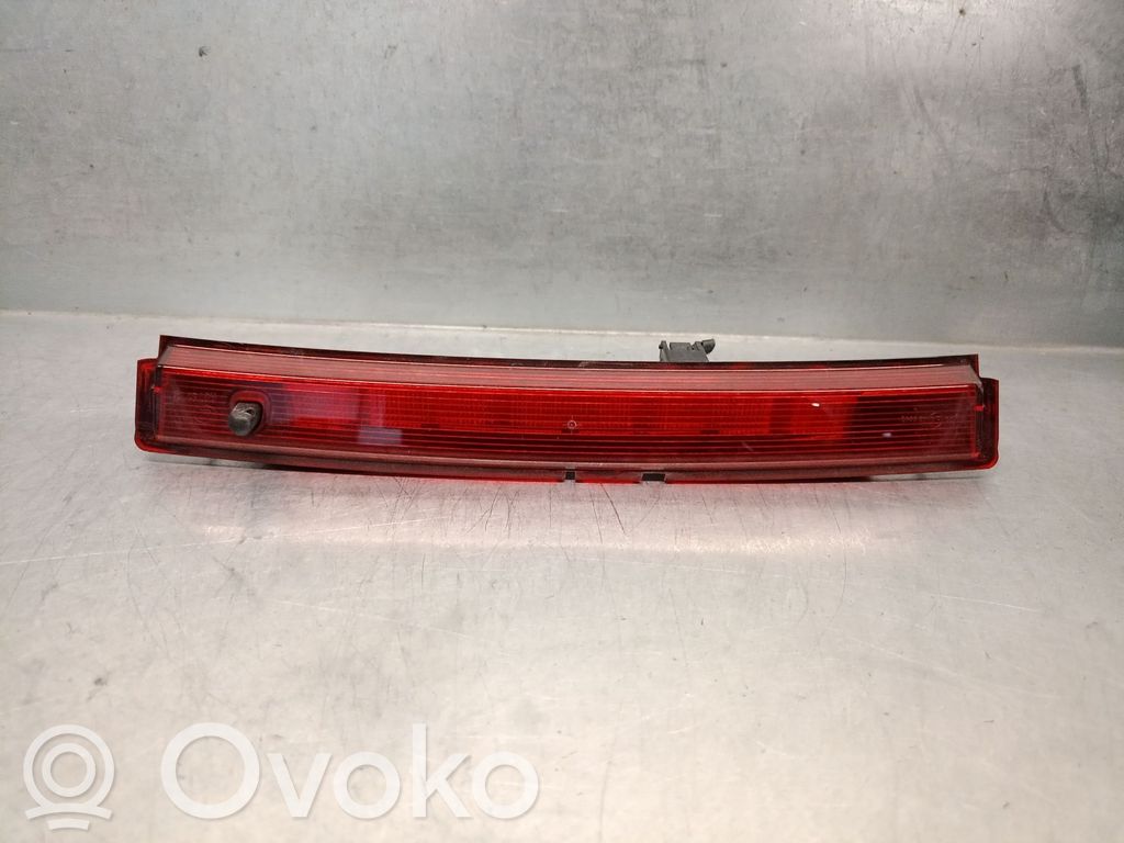 Nissan Micra C+C Dritte Bremsleuchte 