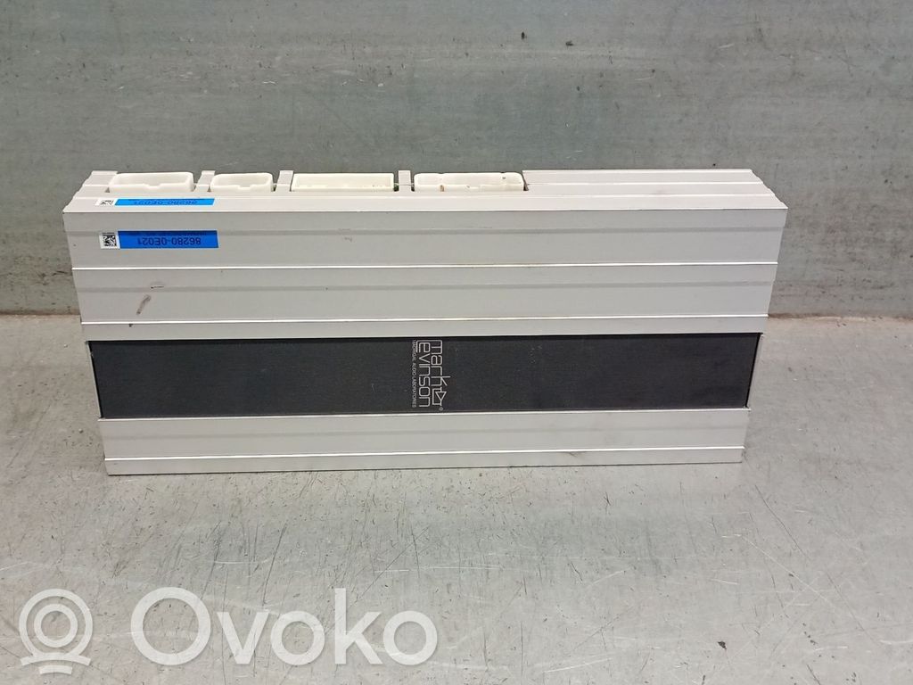 Lexus RX 450H Sound amplifier 