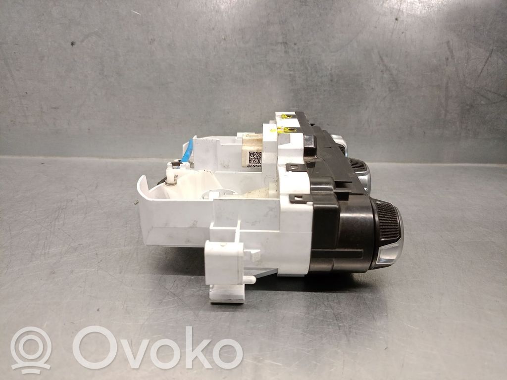 Moduł / Sterownik klimatyzacji   275105FA3A,275105FA3A,XS1464310040DENSO