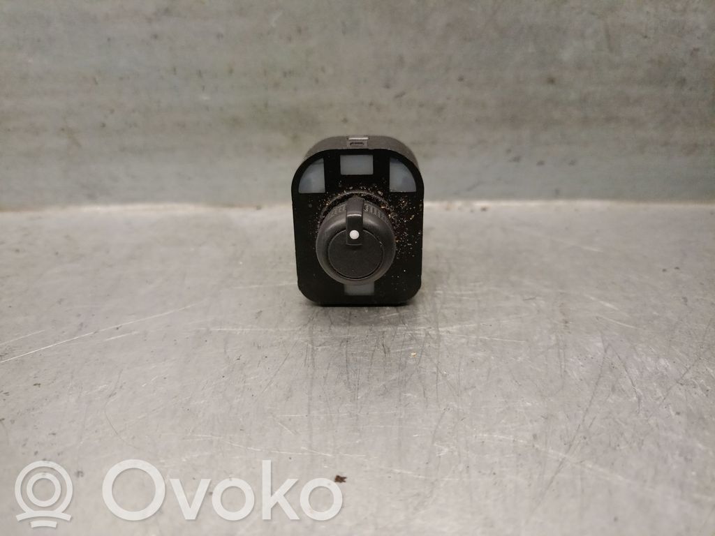 Audi A3 S3 8V Wing mirror switch 