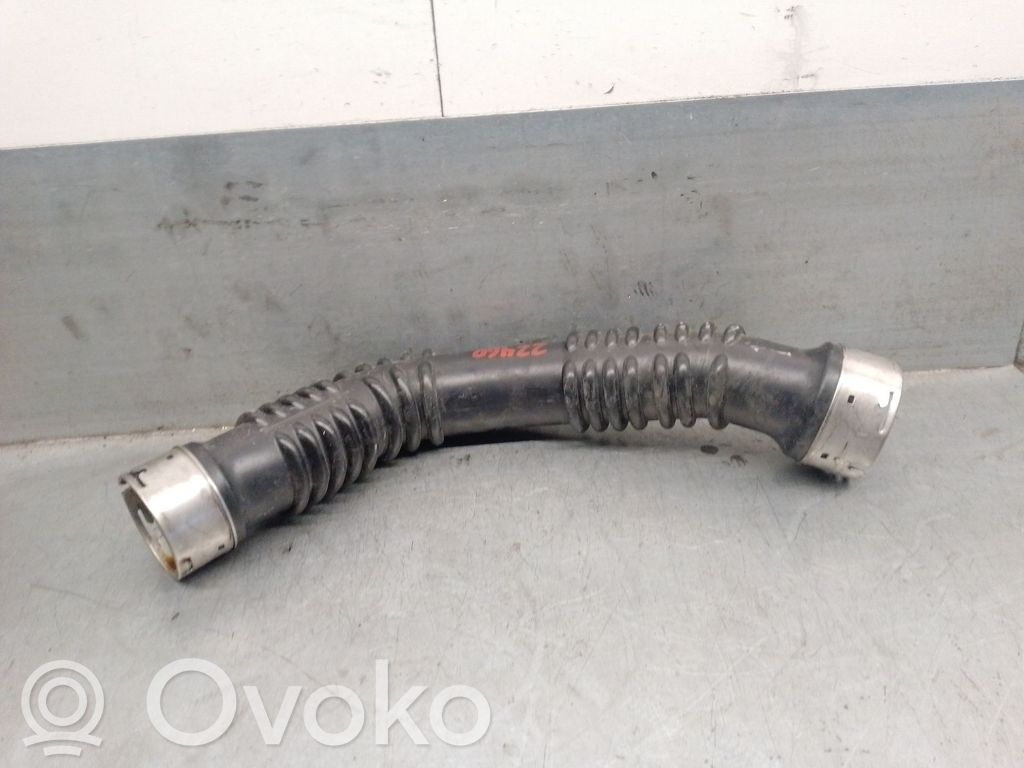 KIA Sorento IV Ilmastointilaitteen putki (A/C) 