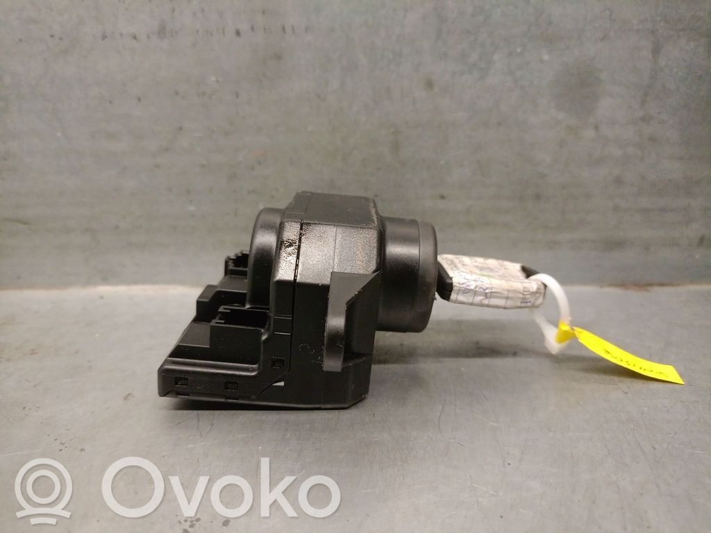 Audi Q7 4L Užvedimo spynelė 