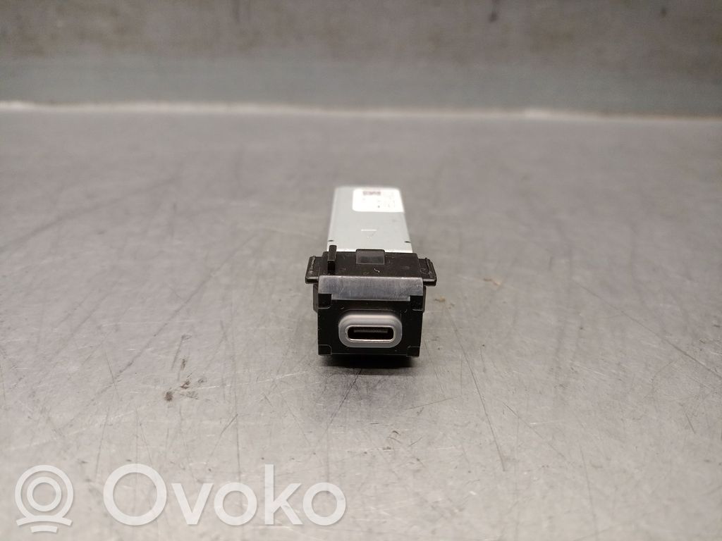 Toyota Yaris Kiti valdymo blokai/ moduliai 
