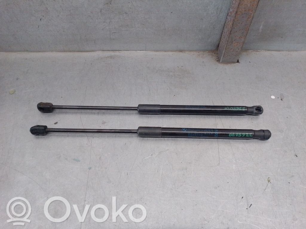 BMW X1 F48 F49 Siłownik maski przedniej 