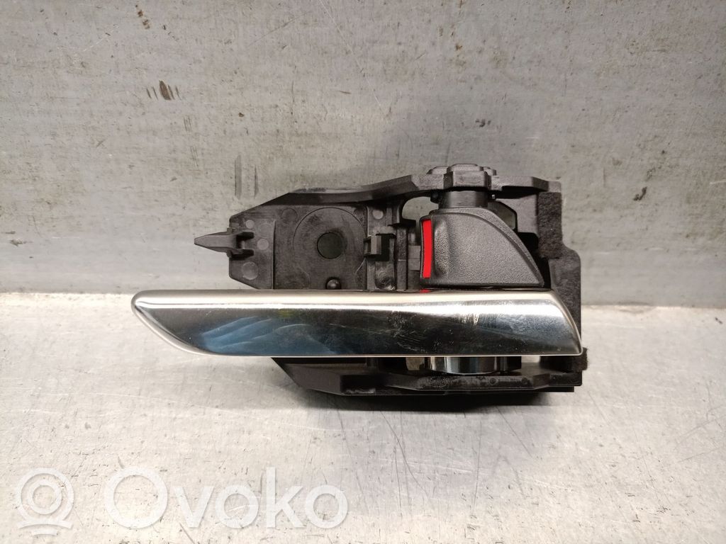 Mazda 3 Rankenėlė atidarymo vidinė 