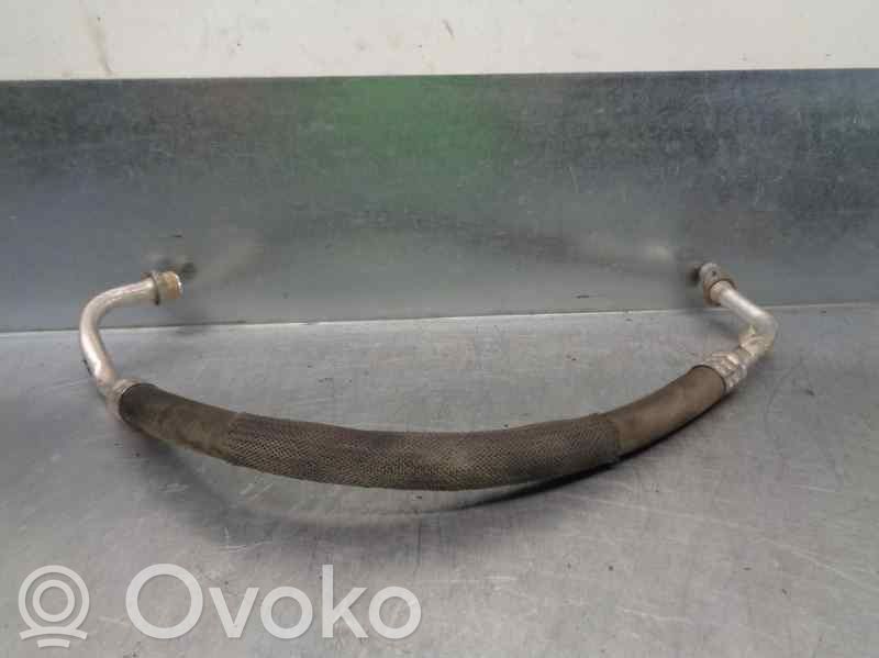 Renault Megane II Conductă/furtun aer condiționat (A/C) 