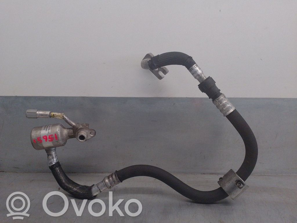 Ilmastointilaitteen putki (A/C)   52084258,52091329