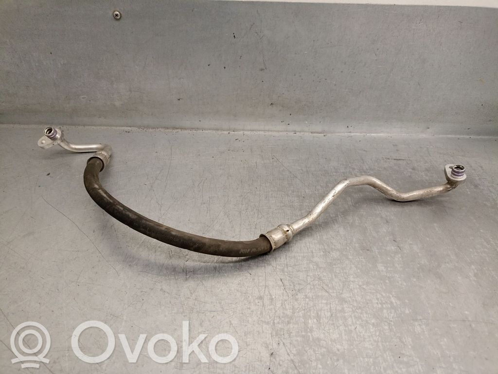 Ilmastointilaitteen putki (A/C)   T2H15503,T2H15503